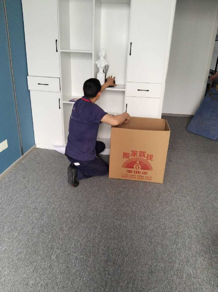 广州番禺搬家：为何提前预约至关重要！